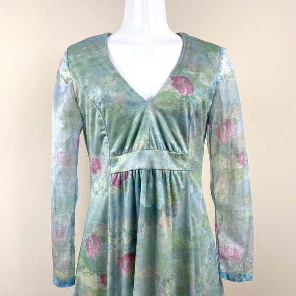 Vintage Dresses & Skirts - Vintage 70s Floral Maxi Dress